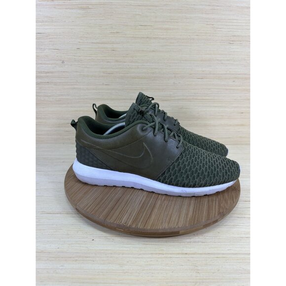 Nike Roshe NM Flyknit Premium Rough Green Athletic Shoes Mens Size 11.5 - Picture 3 of 8